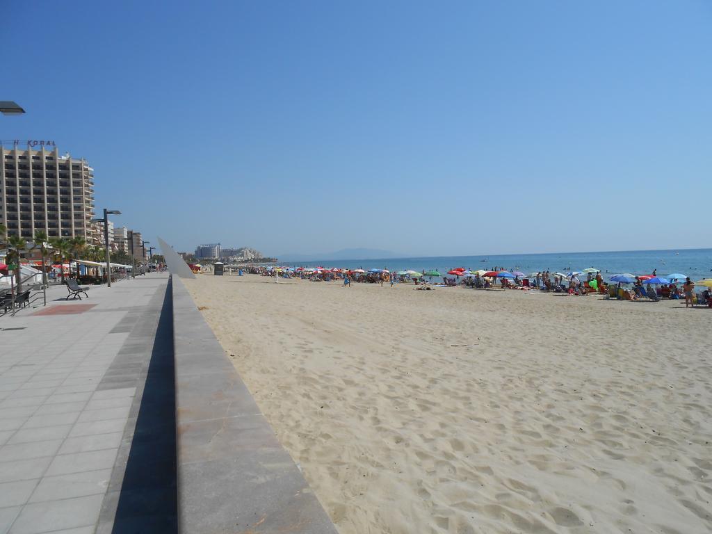 Bernat Vidaber Primera Linea Oropesa del Mar Buitenkant foto